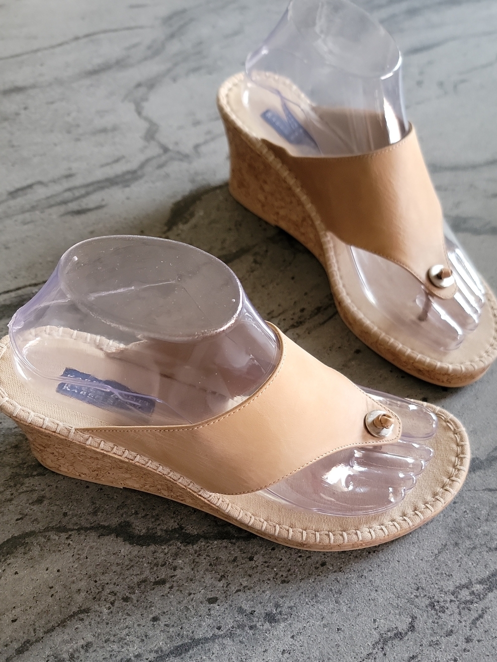 KAREN SCOTT Braco Leather Wedge Thong Sandals Tan Size 8